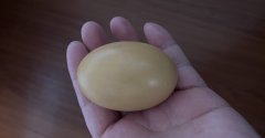 美國一邊打貿(mào)易戰(zhàn)一邊求雞蛋,既打關(guān)稅戰(zhàn)又想要雞蛋